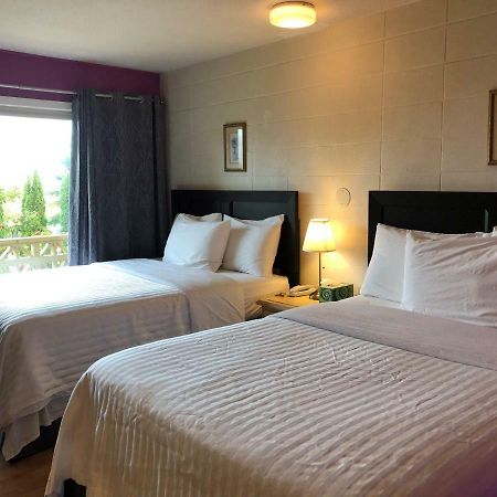 Holiday House Motel Ladysmith Bagian luar foto