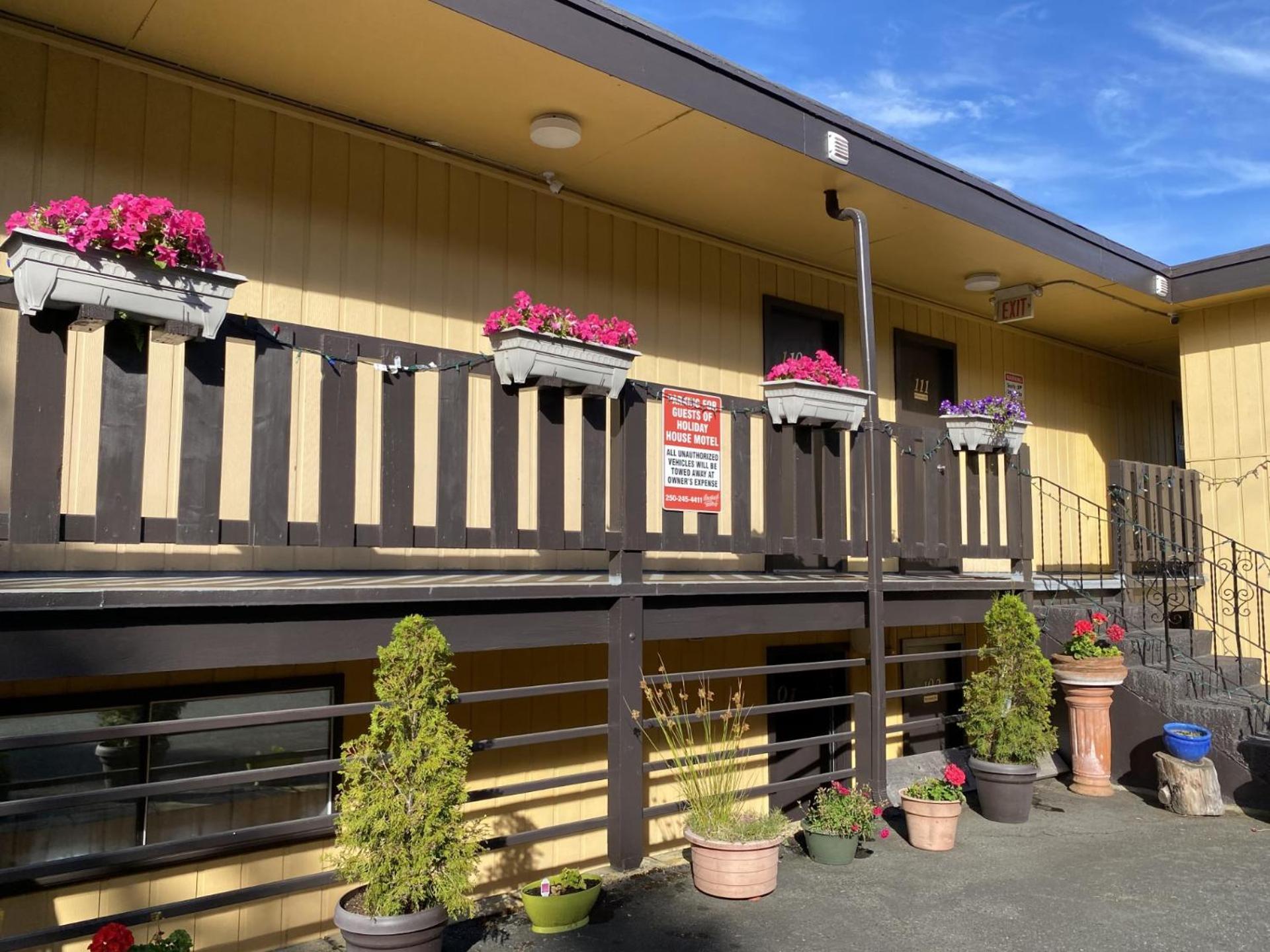Holiday House Motel Ladysmith Bagian luar foto