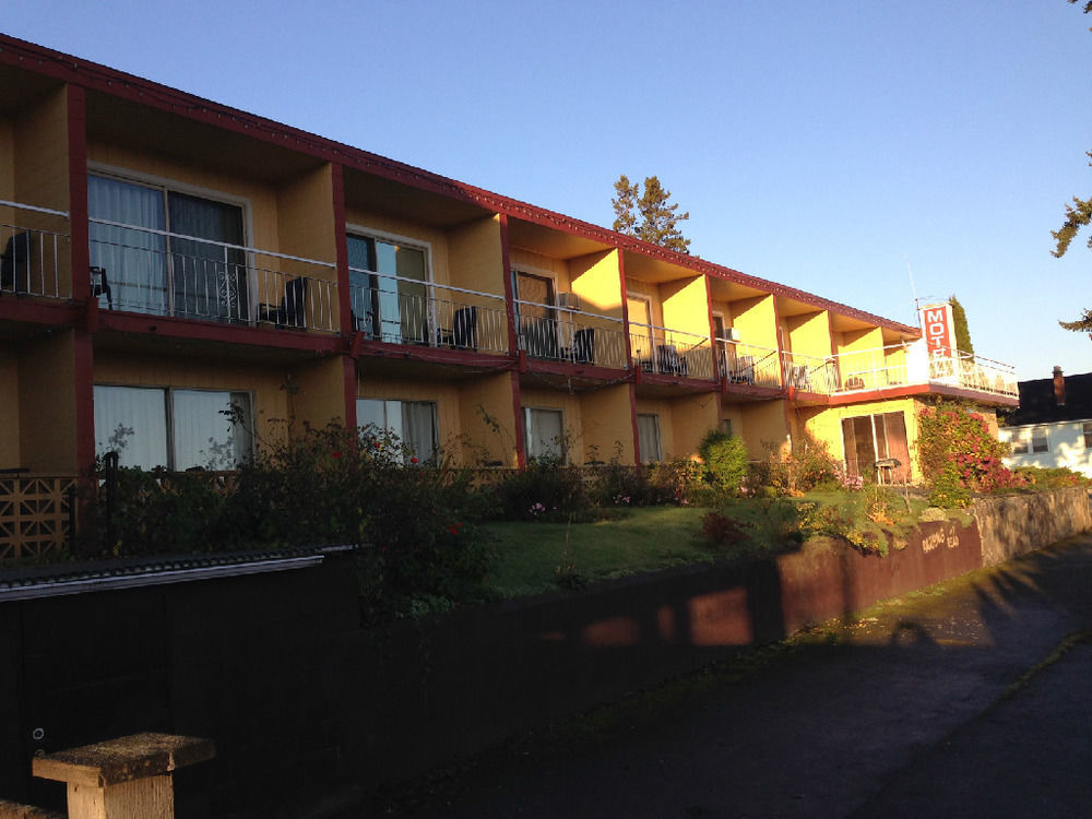 Holiday House Motel Ladysmith Bagian luar foto