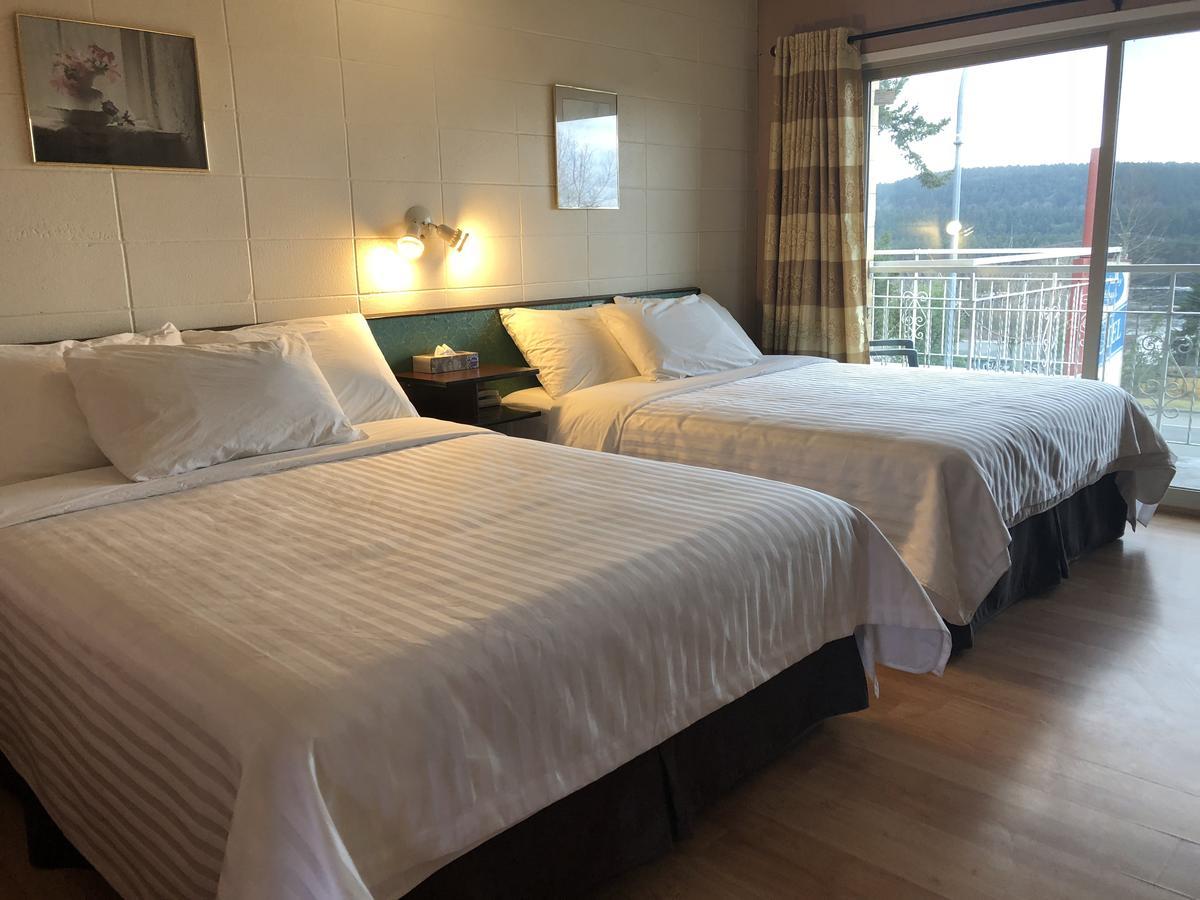 Holiday House Motel Ladysmith Bagian luar foto