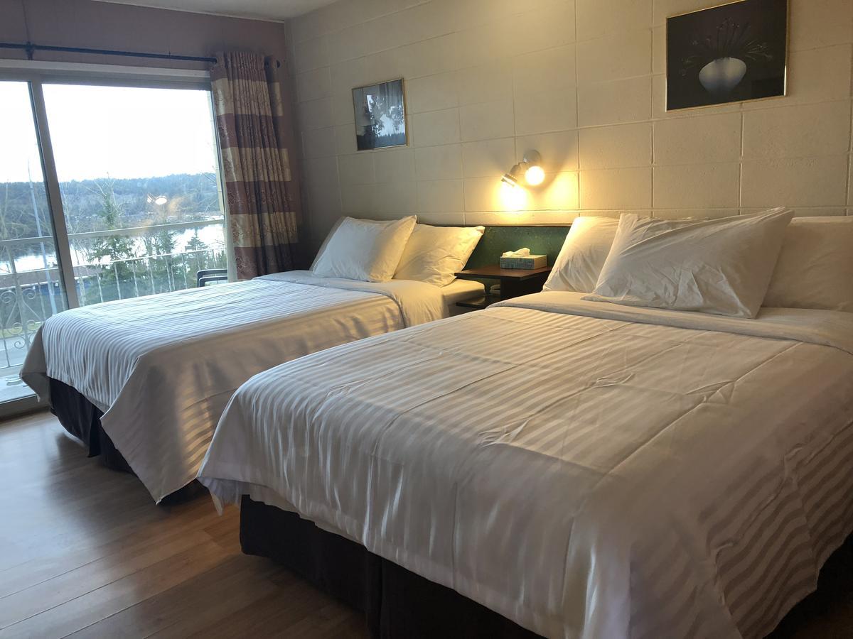 Holiday House Motel Ladysmith Bagian luar foto