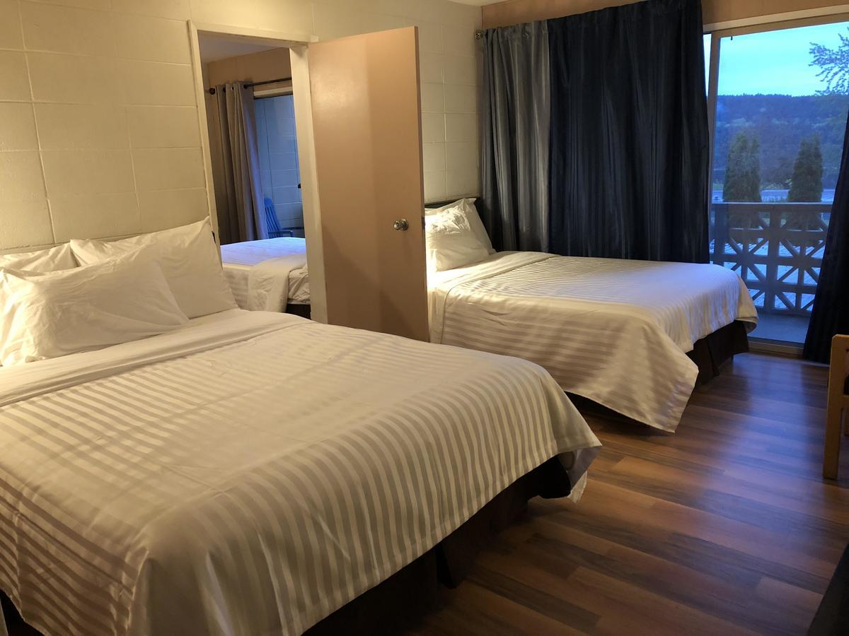 Holiday House Motel Ladysmith Bagian luar foto